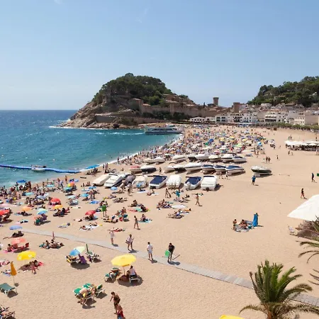 Апартаменты Sea Views On The
