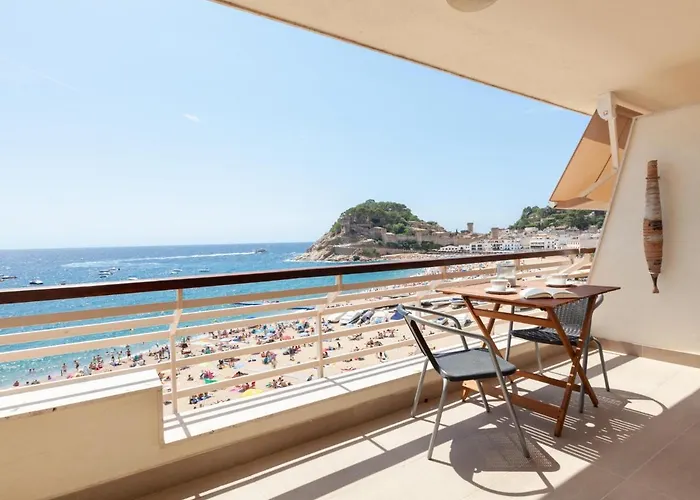 Appartamento Lets Holidays Sea Views On The *